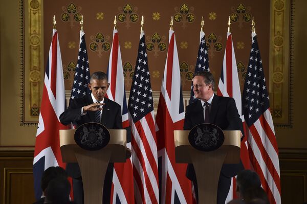 US President Barack Obama (L) talks during a press conference with then Britain's Prime Minister David Cameron (R) at the Foreign and Commonwealth Office in central London on April, 22, 2016 following a meeting at Downing Street. US President Barack Obama (L) talks during a press conference with then Britain's Prime Minister David Cameron (R) at the Foreign and Commonwealth Office in central London on April, 22, 2016 following a meeting at Downing Street. - Sputnik International