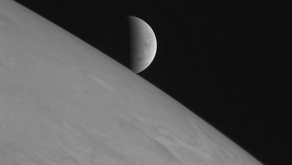 Jupiter's icy moon Europa - Sputnik International