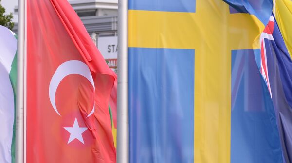 Swedish and Turkish flags - Sputnik International