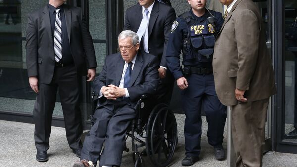 Hastert to Become One of Highest-Ranking US Politicians to See Inside of Prison Cell - Sputnik International