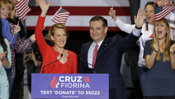 Republican presidential candidate Sen. Ted Cruz joined by former Hewlett-Packard CEO Carly Fiorina during a rally in Indianapolis. - Sputnik International