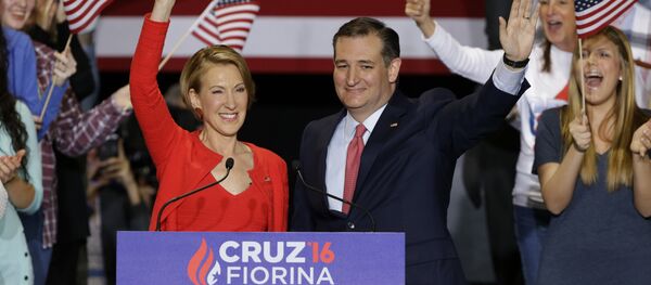 Republican presidential candidate Sen. Ted Cruz joined by former Hewlett-Packard CEO Carly Fiorina during a rally in Indianapolis. - Sputnik International