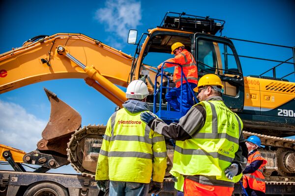Contractors on site at Hinkley Point C, May 2014. Contractors on site at Hinkley Point C, May 2014. - Sputnik International