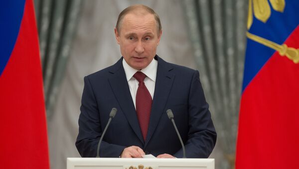 Vladimir Putin presents Hero of Labor of the Russian Federation medals - Sputnik International