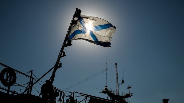 The St. Andrew's flag flutters above a Black Sea Fleet warship - Sputnik International