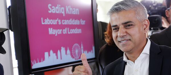 Sadiq Khan gives a thumbs up after he was announced the winner of the election for the Labour party's candidate for the Mayor of London, at the Royal Festival Hall in London Sadiq Khan gives a thumbs up after he was announced the winner of the election for the Labour party's candidate for the Mayor of London, at the Royal Festival Hall in London - Sputnik International