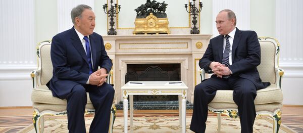 Russian President Vladimir Putin meets with Kazakh President Nursultan Nazarbayev - Sputnik International