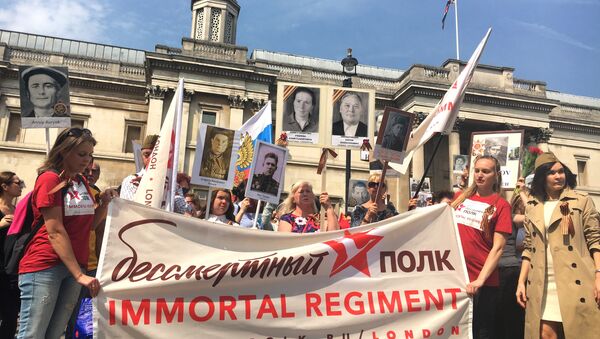 Participants of the London regiment march in London. - Sputnik International