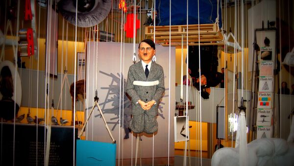 ‘Child-Like Hitler’ Statue Sells For More than $17 Million in NYC - Sputnik International