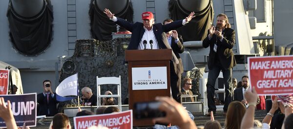 Republican presidential candidate Donald Trump gives a national security speech aboard the World War II Battleship USS Iowa, September 15, 2015, in San Pedro, California - Sputnik International