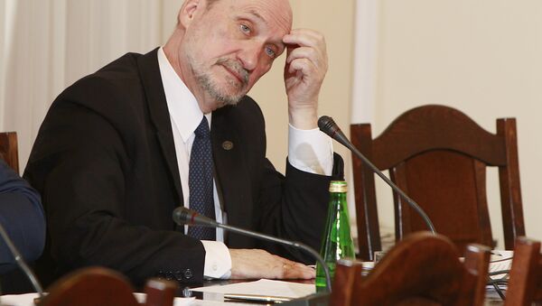 Poland’s Defense Minister Antoni Macierewicz during a session of special parliamentary commission. - Sputnik International