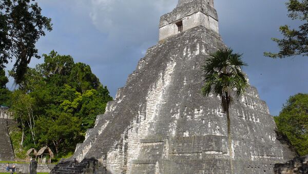 The Temple of The Grand Jaguar in abandoned Tikal - Sputnik International