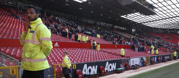 Britain Soccer Football - Manchester United v AFC Bournemouth - Barclays Premier League - Old Trafford - 15/5/16 General view as the match is abandoned - Sputnik International