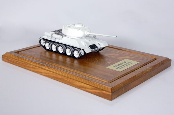 Model of the T-34/85 tank  - Sputnik International