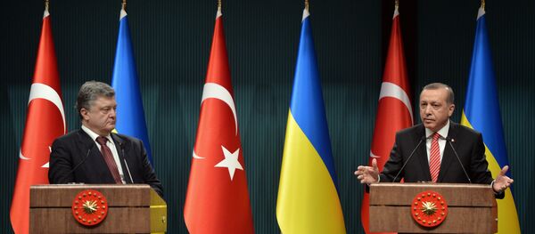 Turkey's President Recep Tayyip Erdogan, right, and Ukraine's President Petro Poroshenko (File) Turkey's President Recep Tayyip Erdogan, right, and Ukraine's President Petro Poroshenko (File) - Sputnik International