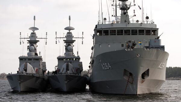 Sweden's HMS Stockholm, left, HMS Malmo and HMS Trosso, right, are seen during an exercise for Swedish ships participating in the EU NAVFOR's operation 'Atalanta' in Somalia outside Karlskrona naval base, Sweden, March 21, 2009 - Sputnik International