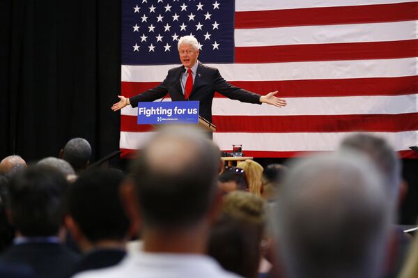 Former President Bill Clinton speaks while campaigning for his wife, Democratic presidential candidate Hillary Clinton, Friday, May 13, 2016, at Passaic County Community College in Paterson, N.J. Former President Bill Clinton speaks while campaigning for his wife, Democratic presidential candidate Hillary Clinton, Friday, May 13, 2016, at Passaic County Community College in Paterson, N.J. - Sputnik International