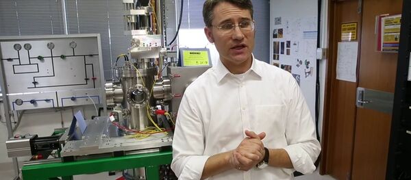 Prof Paul Dastoor talks about the helium microscope - Sputnik International