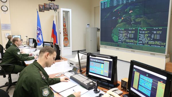 The operations control room of the Voronezh radar, a Russian over-the-horizon early warning highly-prefabricated radar station - Sputnik International