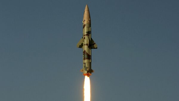 Surface-to-surface missile Prithvi II takes off from Chandipur in Orissa state, India (File) - Sputnik International