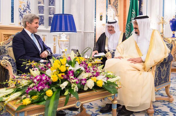 In this May 15, 2016 photo released by the Saudi Press Agency, SPA, Saudi Arabia King Salman bin Abdul Aziz, right, meets with U.S. Secretary of State John Kerry in Jiddah, Saudi Arabia In this May 15, 2016 photo released by the Saudi Press Agency, SPA, Saudi Arabia King Salman bin Abdul Aziz, right, meets with U.S. Secretary of State John Kerry in Jiddah, Saudi Arabia - Sputnik International