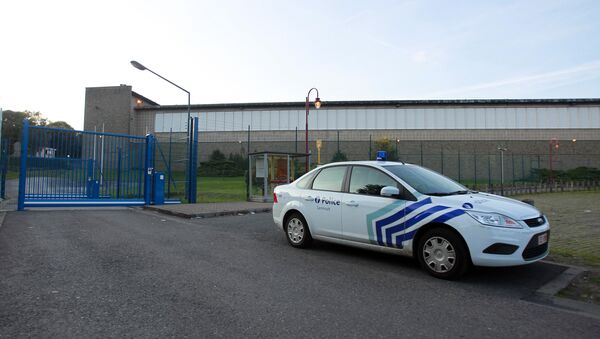 A police car is parked in front of Jamioulx prison (File) - Sputnik International