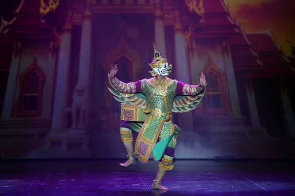 A dancer performs at the concert to mark the opening of the ASEAN-Russia Culture Festival - Sputnik International