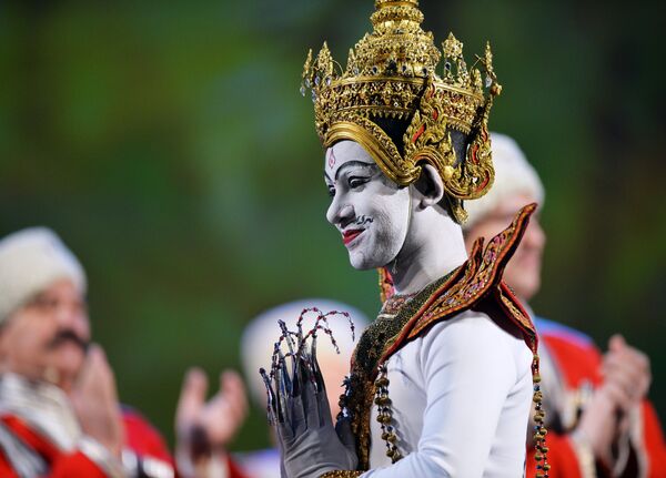 A dancer performs at the concert to mark the opening of the ASEAN-Russia Culture Festival - Sputnik International
