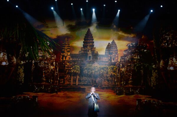 A performer at the concert to mark the opening of the ASEAN-Russia Culture Festival - Sputnik International