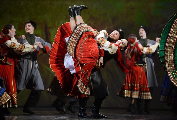 Dancers perform at the concert to mark the opening of the ASEAN-Russia Culture Festival - Sputnik International