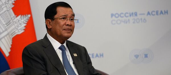 President Vladimir Putin meets with Prime Minister of Cambodia Hun Sen President Vladimir Putin meets with Prime Minister of Cambodia Hun Sen - Sputnik International
