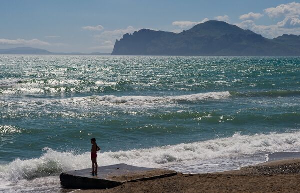 Sun-Kissed Pearl, Breezy & Blossoming: Crimea Awaits Tourists With Open Arms - Sputnik International