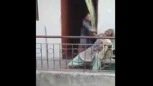 Geriatric Abuse: Elderly Woman Spotted Being Beaten by Her Daughter - Sputnik International