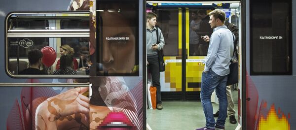 The launch of the Poetry in Metro train featuring the Shakespearean Passions exhibition. The launch of the Poetry in Metro train featuring the Shakespearean Passions exhibition. - Sputnik International