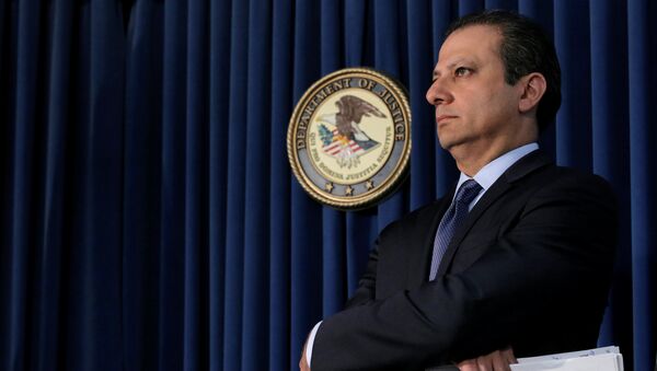 Preet Bharara, U.S. Attorney for the Southern District of New York, attends a news conference on Las Vegas sports bettor William Billy Walters and Dean Food's former chairman Thomas Davis, both charged with insider trading, in New York City, U.S. May 19, 2016 - Sputnik International