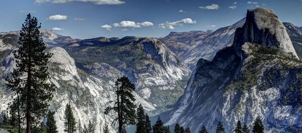 Vew of the Half Dome monolith from Glacier Point at the Yosemite National Park in California Vew of the Half Dome monolith from Glacier Point at the Yosemite National Park in California - Sputnik International