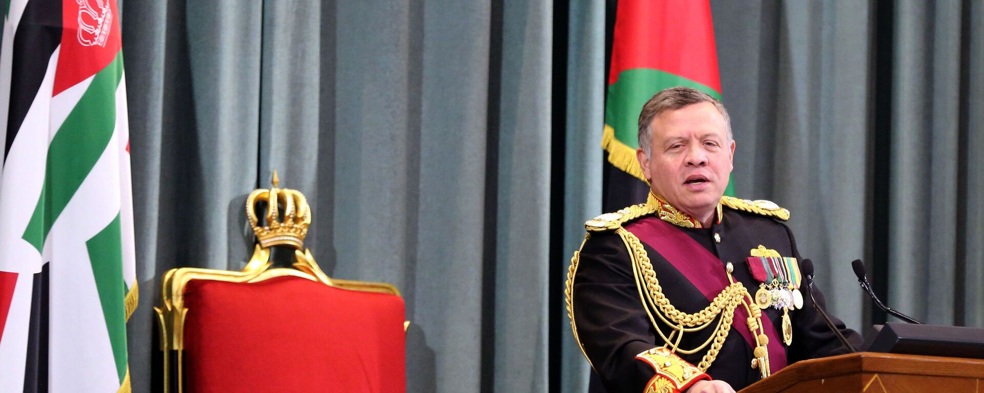 Jordanian King Abdullah II delivers a speech at the parliament (file) - Sputnik International, 1920, 04.10.2021