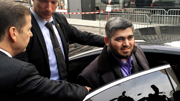 Army of Islam official Mohammed Alloush, gets in to a car heading to a meeting with the opposition's High Negotiations Committee, in Geneva, Switzerland. (File) - Sputnik International