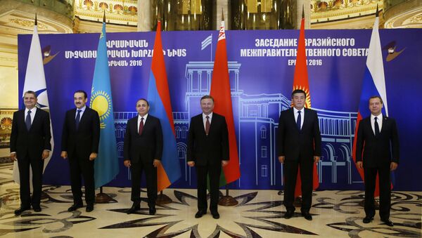 Photos with heads of delegations of the Eurasian Intergovernmental Economic Council in Yerevan. (File) - Sputnik International