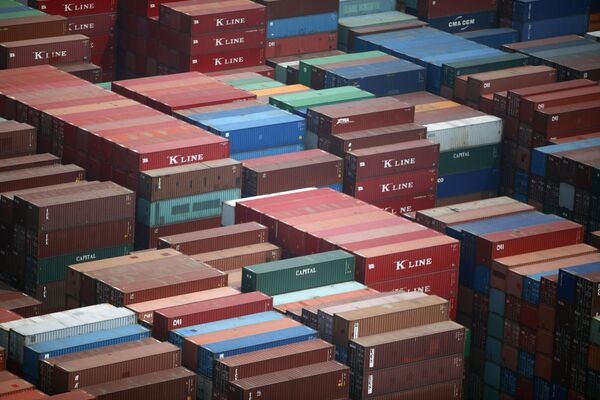 Container terminal in the port of Dalian, China Container terminal in the port of Dalian, China - Sputnik International