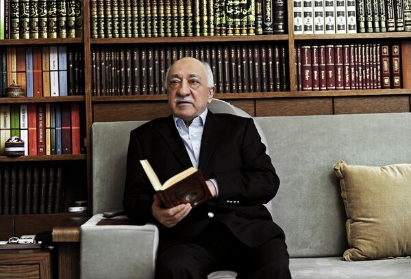 FILE – In this March 15, 2014 file photo, Turkish Muslim cleric Fethullah Gulen, sits at his residence in Saylorsburg, Pennsylvania, United States. - Sputnik International