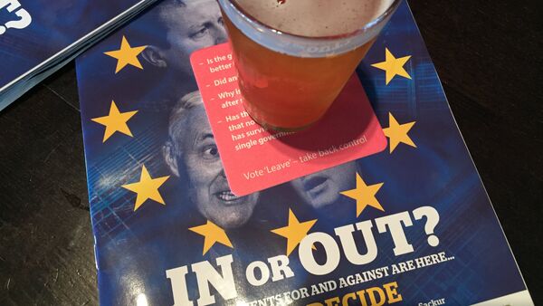 Brexit themed beermats and magazines in JD Wetherspoon's pub, Edinburgh, Scotland. - Sputnik International