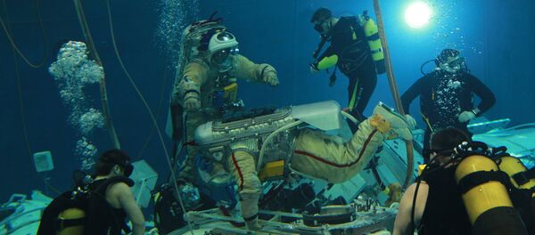 Astronauts train in Zvyozdny Gorodok Astronauts train in Zvyozdny Gorodok - Sputnik International