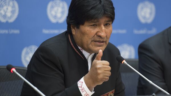 Bolivian President Evo Morales speaks to members of the media April 21, 2016 at the United Nations in New York - Sputnik International