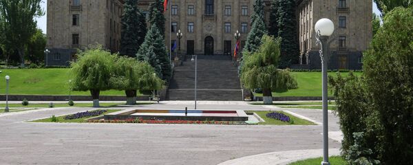 Armenian House of Parliament Armenian House of Parliament - Sputnik International