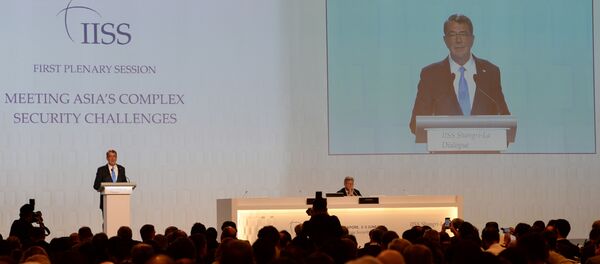 US Secretary of Defense Ashton Carter speaks at the 15th International Institute for Strategic Studies (IISS) Shangri-La Dialogue in Singapore on June 4, 2016 - Sputnik International