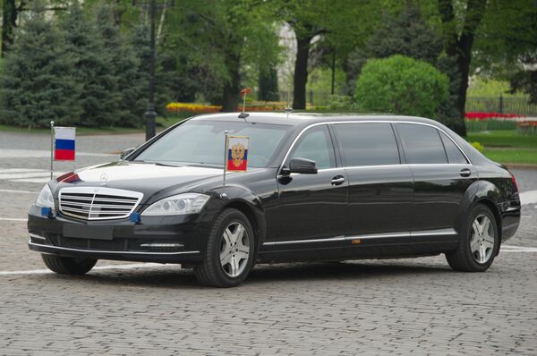 Automobile of Russian President Vladimir Putin in the Kremlin. (File) Automobile of Russian President Vladimir Putin in the Kremlin. (File) - Sputnik International