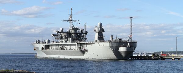 The USS Mount Whitney, the flagship of the US Sixth Fleet - Sputnik International