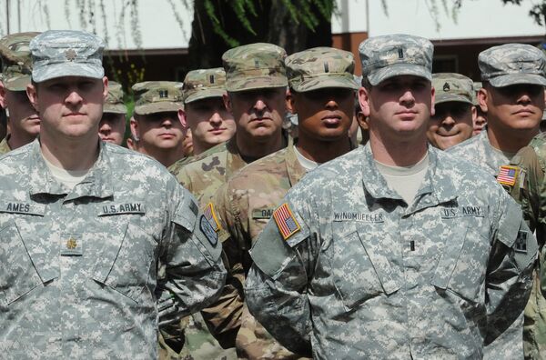 US Army soldiers representing units participating in the the Anaconda-16 military exercise, attend the opening ceremony, in Warsaw, Poland, Monday, June 6, 2016. US Army soldiers representing units participating in the the Anaconda-16 military exercise, attend the opening ceremony, in Warsaw, Poland, Monday, June 6, 2016. - Sputnik International