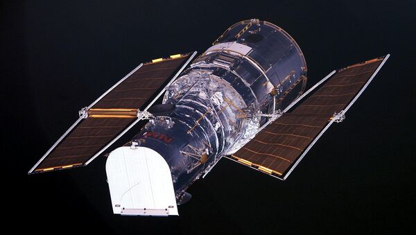 The Hubble Space Telescope as seen from the US space shuttle Columbia (file) - Sputnik International